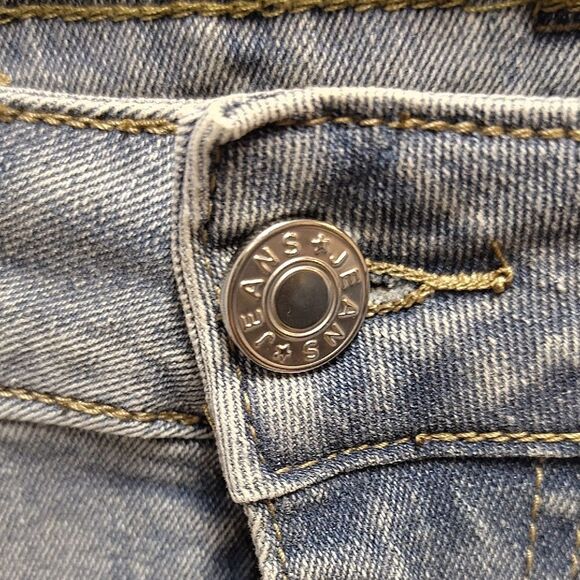 Distressed Blue and Red Jean Shorts with Americana Flair - Picture 2 of 3